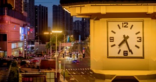 「钟楼」亚细亚怀德桥夜景