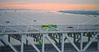 「新北」常泰大桥桥面车辆